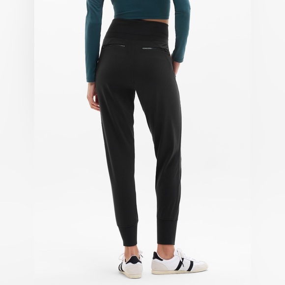 Athleta High Rise Venice Jogger Black Pants Small Athleisure Casual Office Slim - Picture 3 of 14